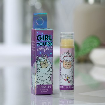 Бальзам для губ Girl you're perfect с маслом кокоса, аромат миндаль| Beauty Fox