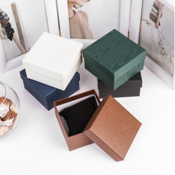 Коробочка подарочная под часы "Дерево"