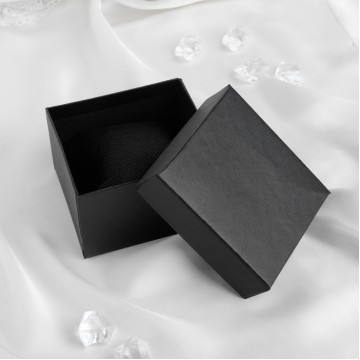 Коробочка подарочная под браслет/часы "Симпл"
